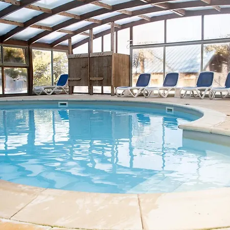 Domaine De L'adoux Otel Montclar (Alpes-de-Haute-Provence)