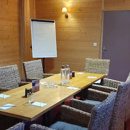 Domaine De L'adoux Otel