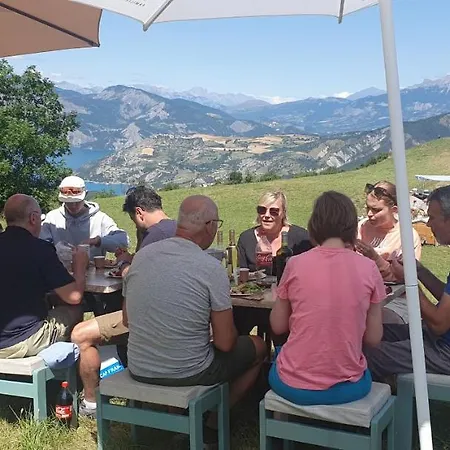 Domaine De L'adoux Otel Montclar (Alpes-de-Haute-Provence)