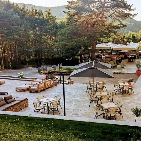 Domaine De L'adoux 3* מונטקלאר