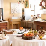Domaine De L'adoux Hotel 3*