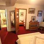 Domaine De L'adoux Hotel