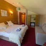 호텔 Domaine De L'adoux 3*