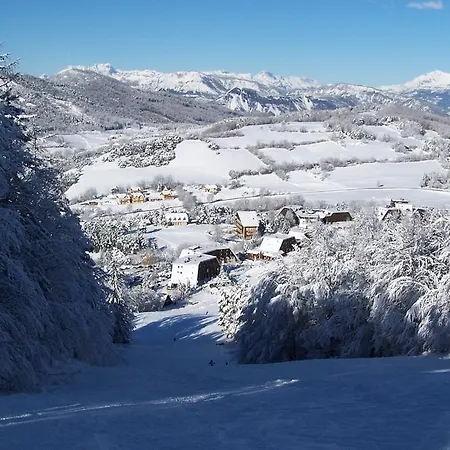 Hotel Domaine De L'adoux Montclar (Alpes-de-Haute-Provence)