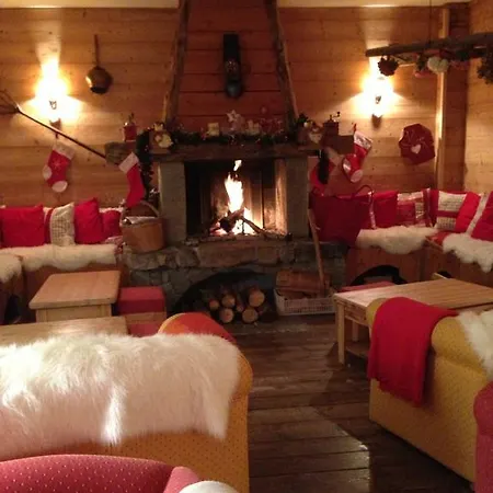 Domaine De L'adoux Отель Монклар