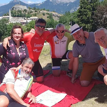 Отель Domaine De L'adoux 3*