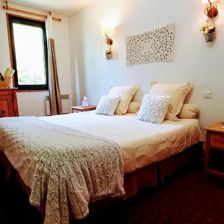 Domaine De L'adoux Hotel 3*