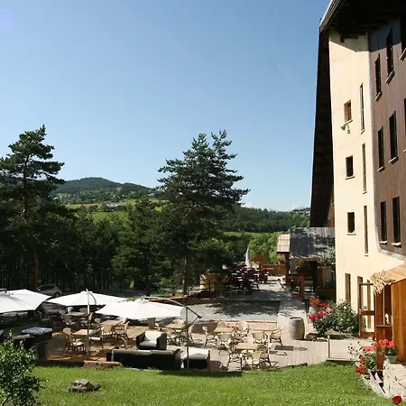 Domaine De L'adoux Отель