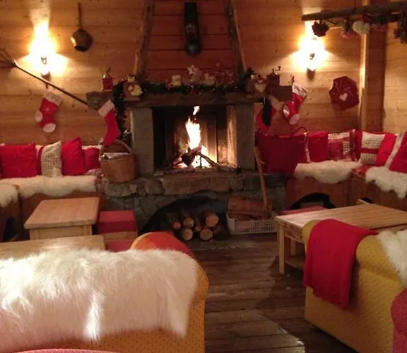 Domaine De L'adoux Hotel Montclar (Alpes-de-Haute-Provence)