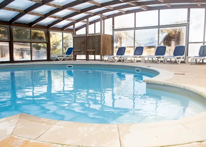 Domaine De L'adoux Hotel Montclar (Alpes-de-Haute-Provence)