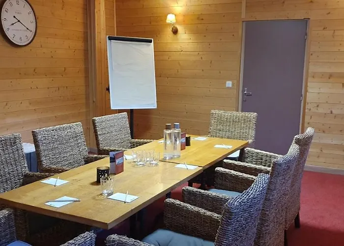 Domaine De L'adoux Hotel