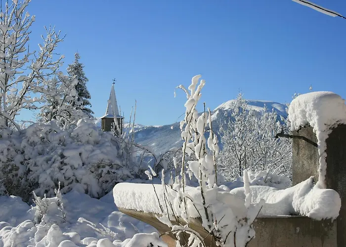 Hotel Domaine De L'adoux Montclar (Alpes-de-Haute-Provence)